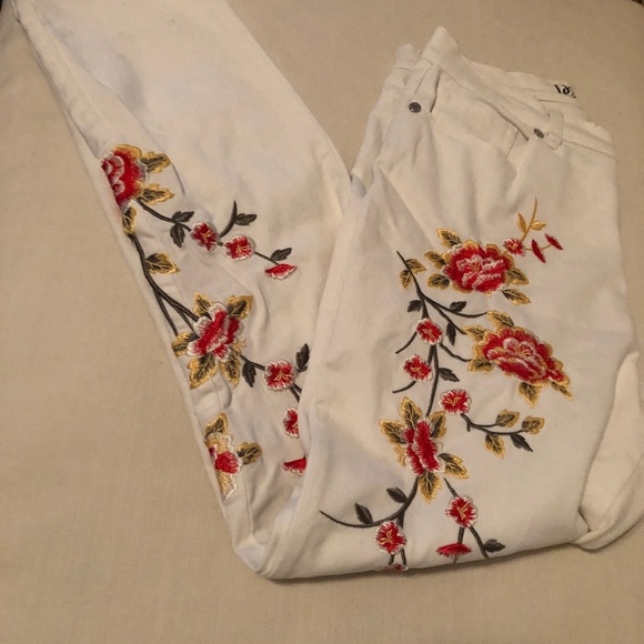 Set of two DianeGilman embroidered jeans - Picture 14 of 15